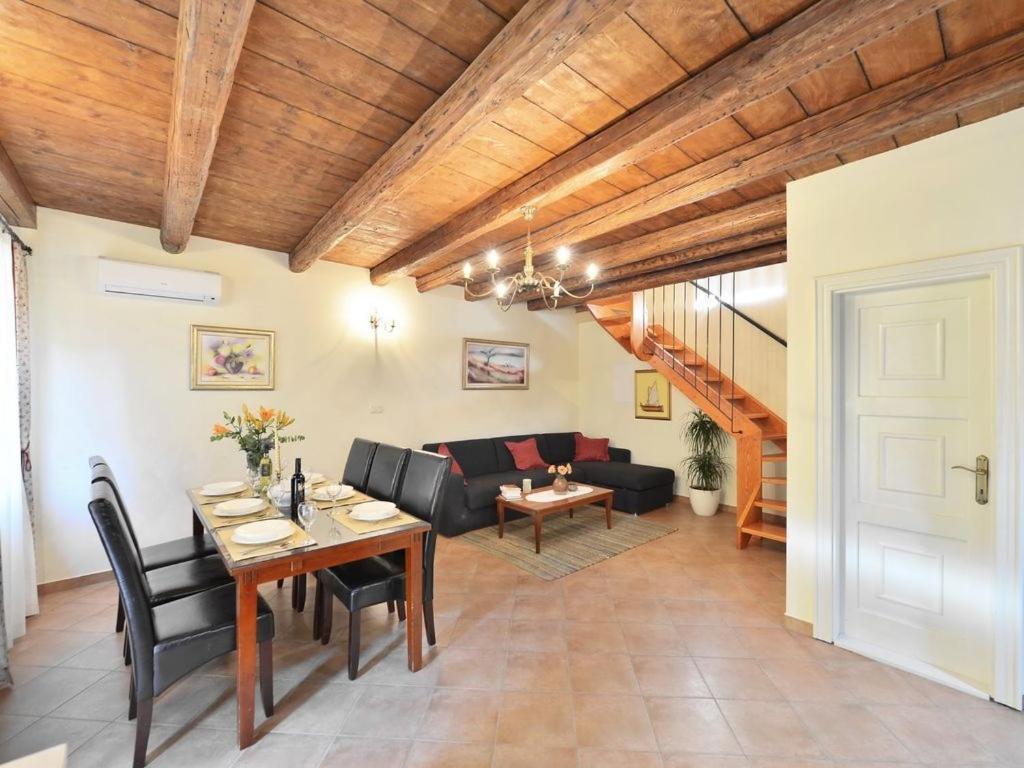 Villa Omiš Exterior foto