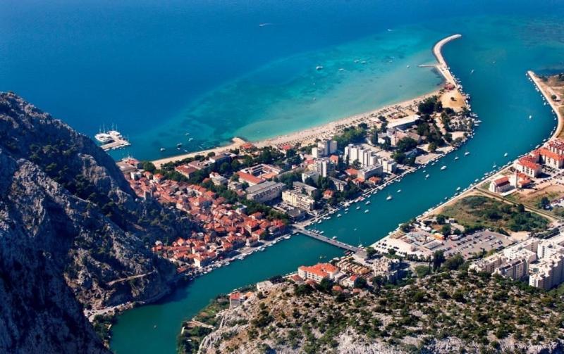 Villa Omiš Exterior foto